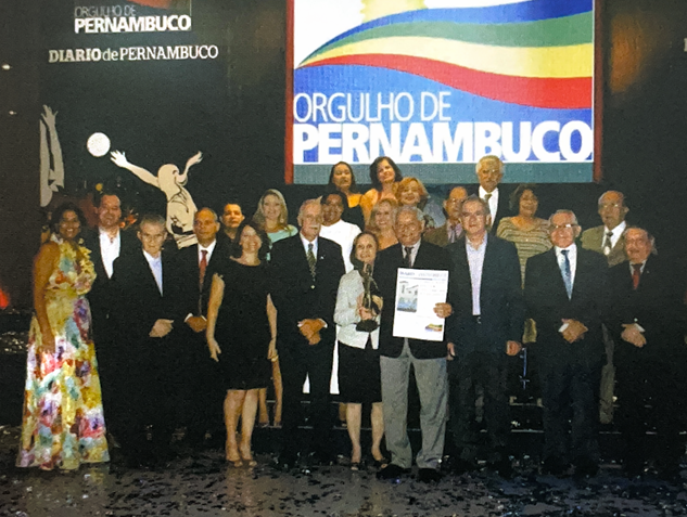 Troféu e Diploma Orgulho de Pernambuco