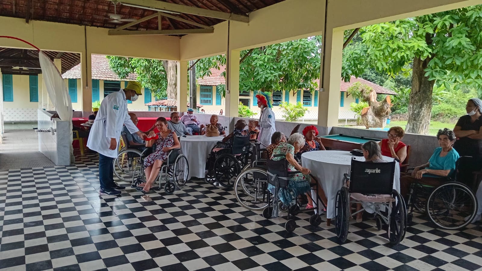Visita do Grupo Missionários da Luz